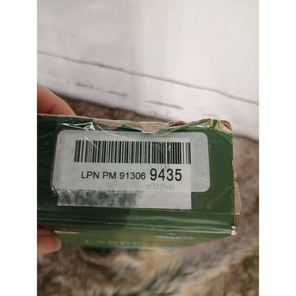 Box of 12 Laskey Dripless Taper Candles 9 1/2" Classic Pink - Picture 6 of 7